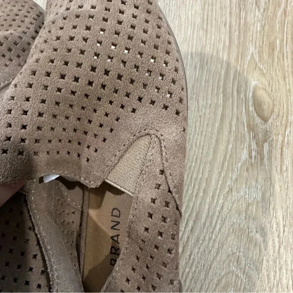 Lucky Brand Carthy Tan Leather Suede Perforated Loafer Flat Size 6 NWOT